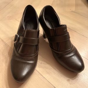 Pierre Dumas flexible ankle boots size 5